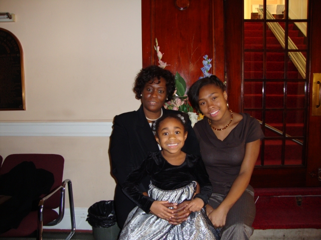 Nana,Deja,Danielle after church